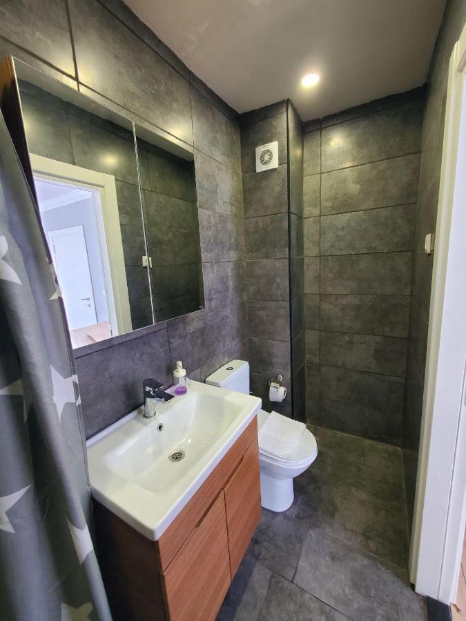 5 Mins To Airport Private Villa Room Istanbul Exterior foto